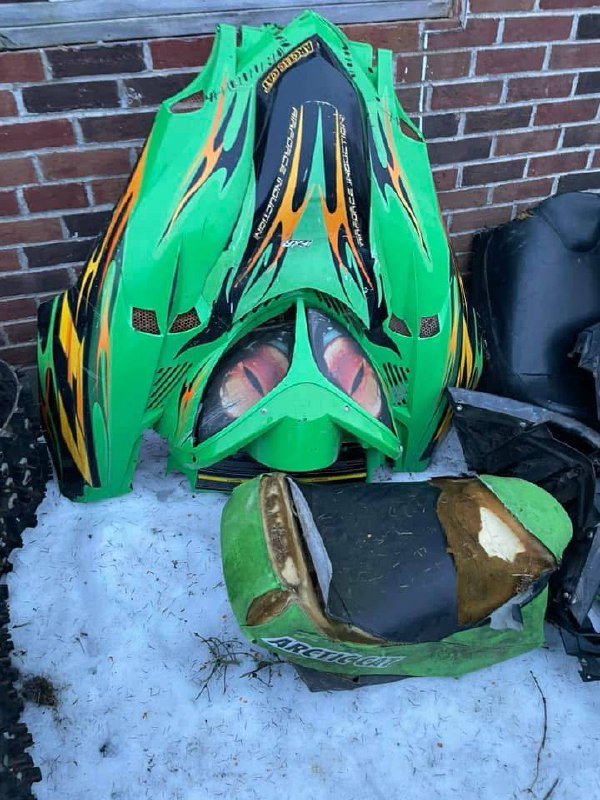 Arctic cat f7 hood - Image 2