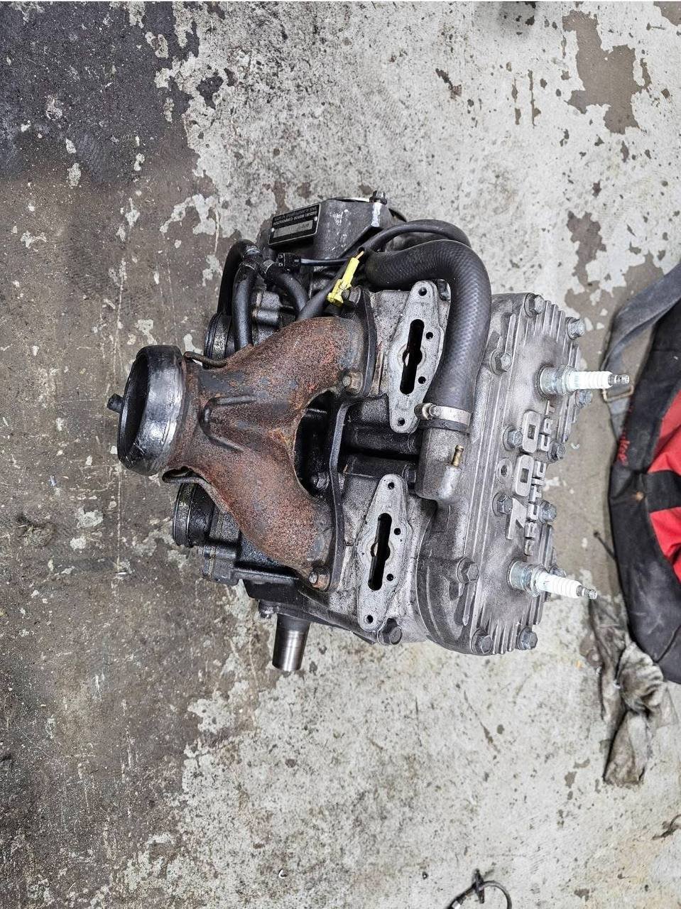 Arctic cat f7 Engine